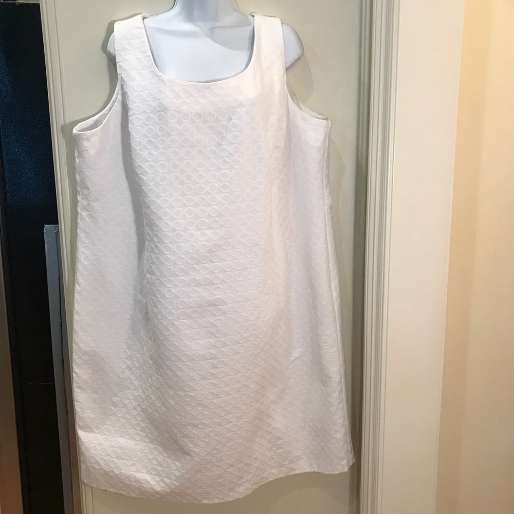 Danny & Nicole White Sleeveless Dress NWOT !!